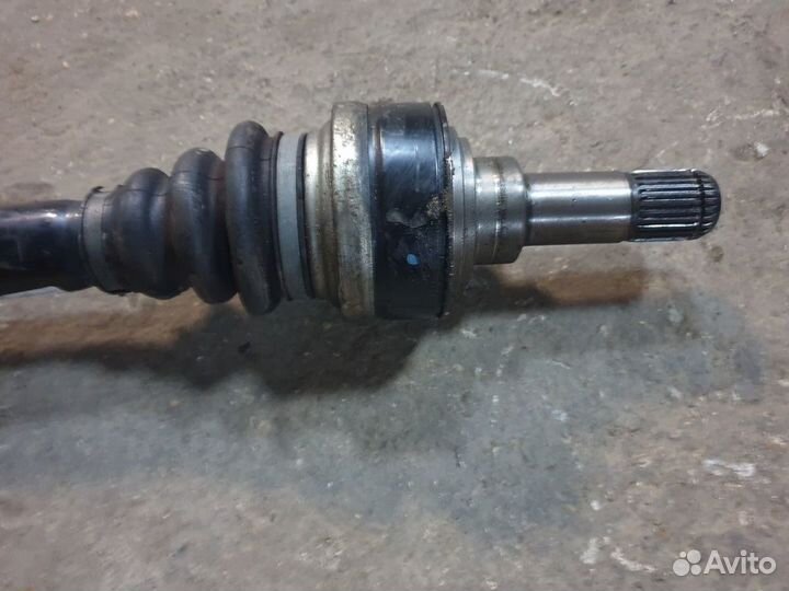 Привод в сборе левый BMW 5 F10 / F11