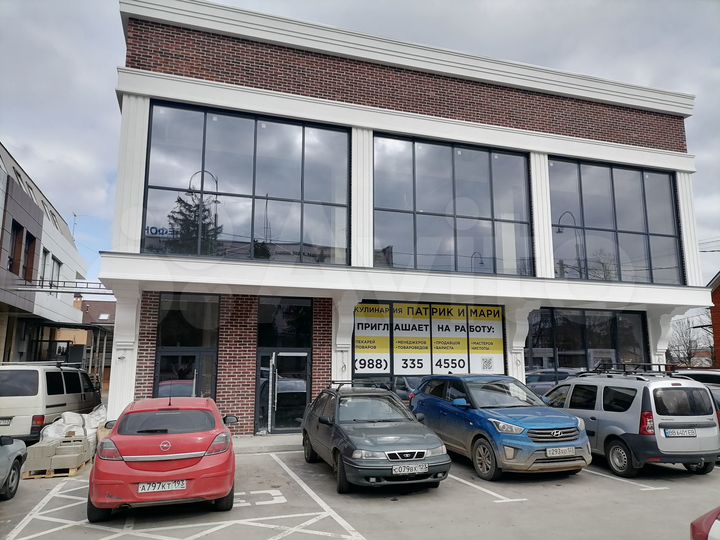 Торговая площадь, 220.8 м²