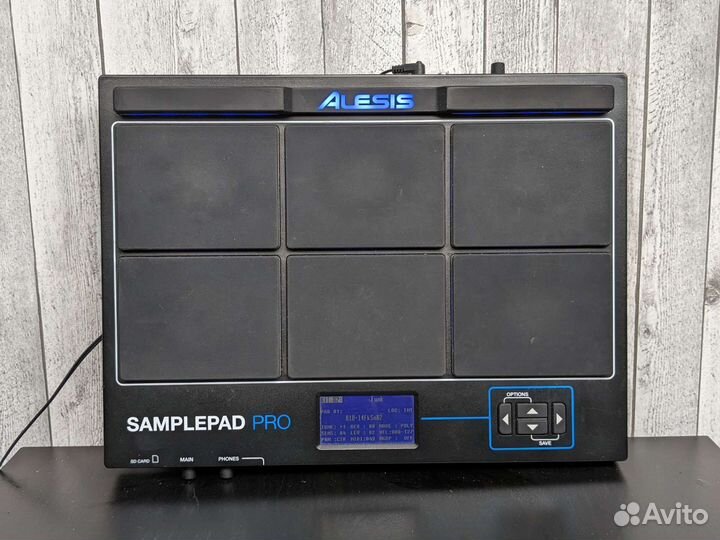 Семплер Alesis Samplepad Pro