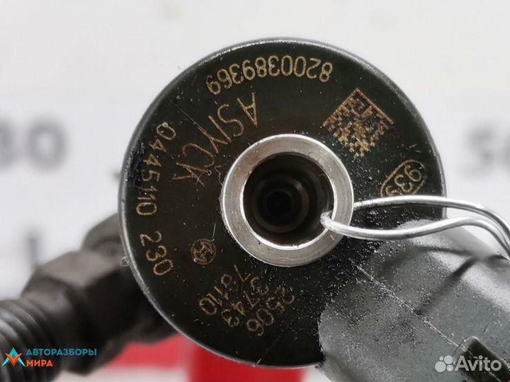 Форсунка Renault Laguna 2 рест. 2006 8200389369