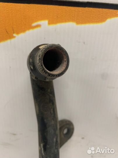 Патрубок системы охлаждения Bmw 5-Series F10