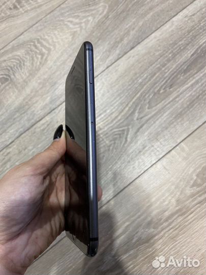 iPhone 8 Plus, 64 ГБ