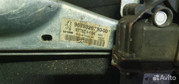 Стеклоподъемник электрический задний левый Peugeo