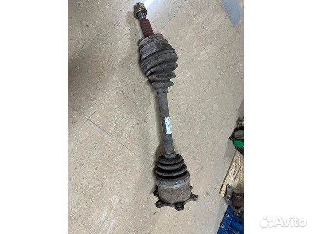 Привод задний левыйправый Mitsubishi Pajero 3