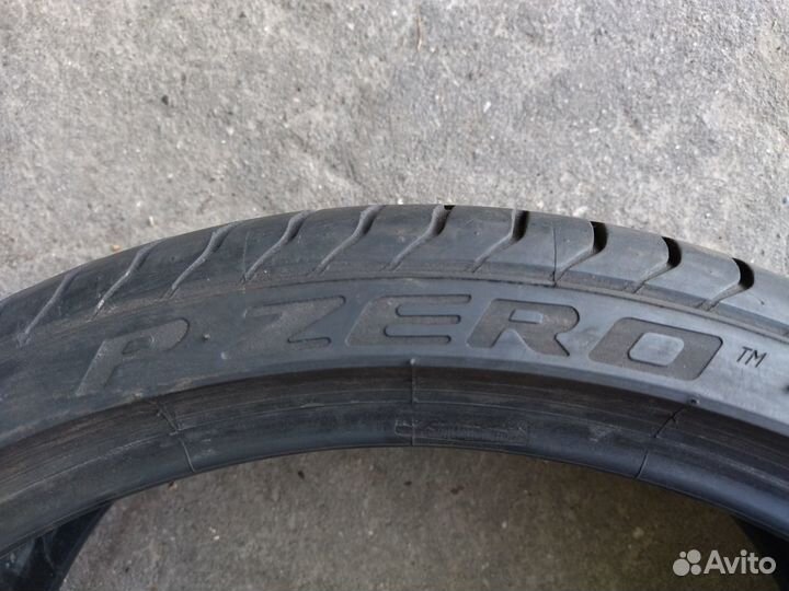 Pirelli P Zero 245/35 R20 95Y
