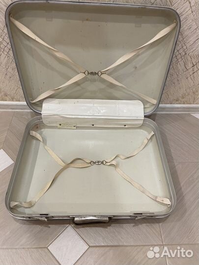 Чемоданы времен СССР