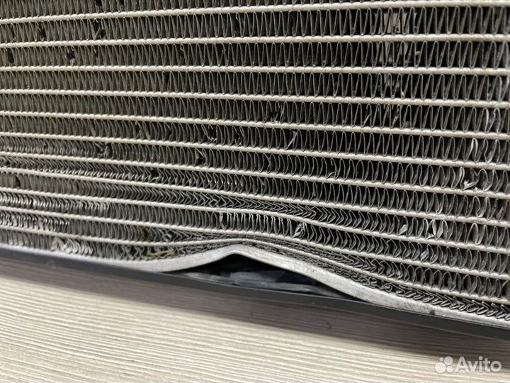 Дополнительный радиатор охлаждения Skoda Octavia