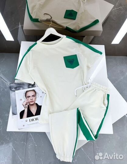 Костюм спортивный женский