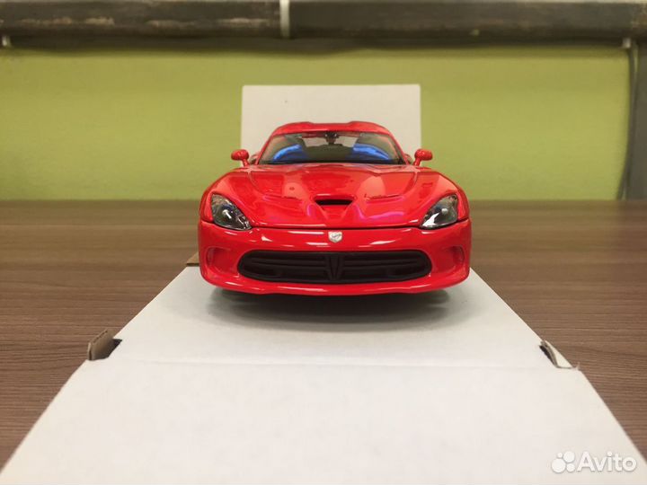 Maisto 1:24 - Dodge SRT Viper GTS 2013 - Красная