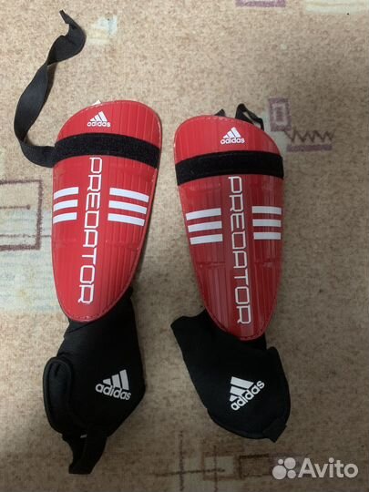 Щитки футбольные adidas