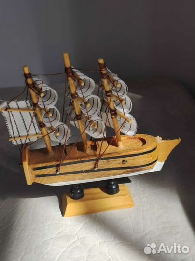 Сувенир кораблик из Киргизии