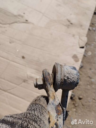 Передний стабилизатор Chevrolet Aveo T200 Седан