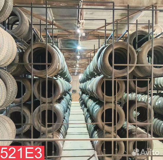 Dunlop Grandtrek AT3 215/65 R16 98M