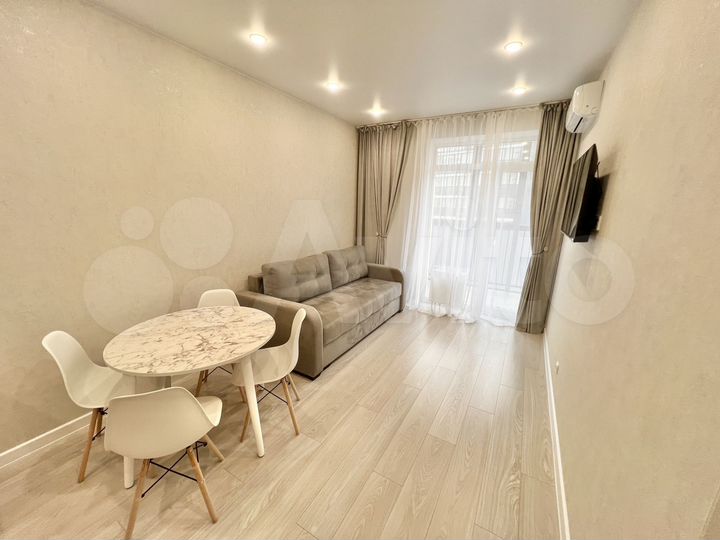 2-к. квартира, 43 м², 7/19 эт.