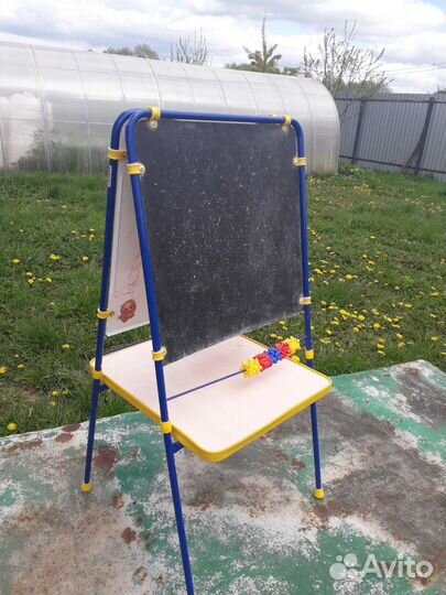 Магнитная доска / мольберт для рисования