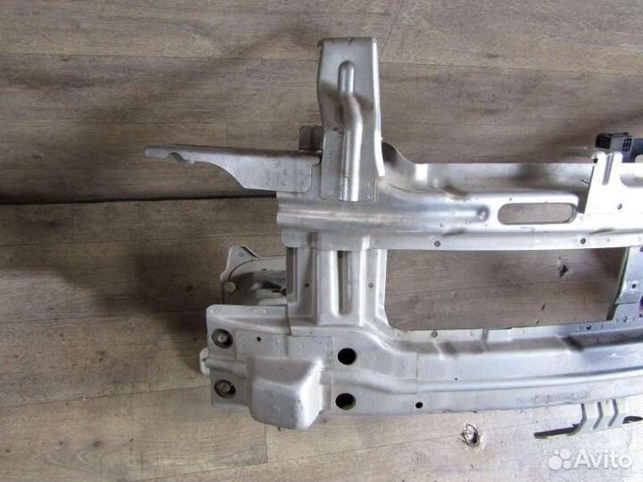 Панель передняя телевизор Chevrolet Captiva C100