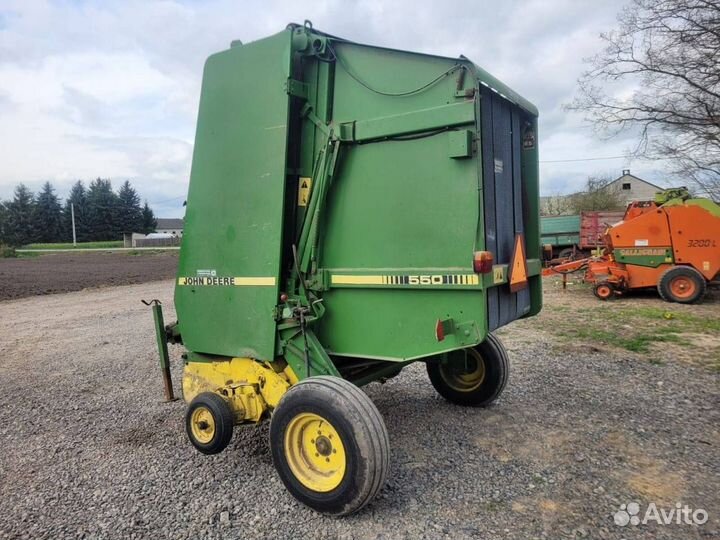 Пресс-подборщик John Deere 550, 1999