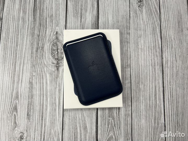 Leather Wallet Magsafe с Анимацией для iPhone 12