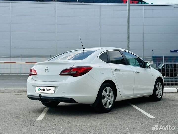 Opel Astra 1.6 МТ, 2013, 206 200 км