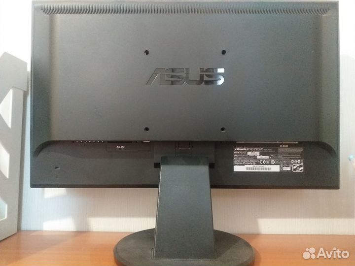 Монитор asus