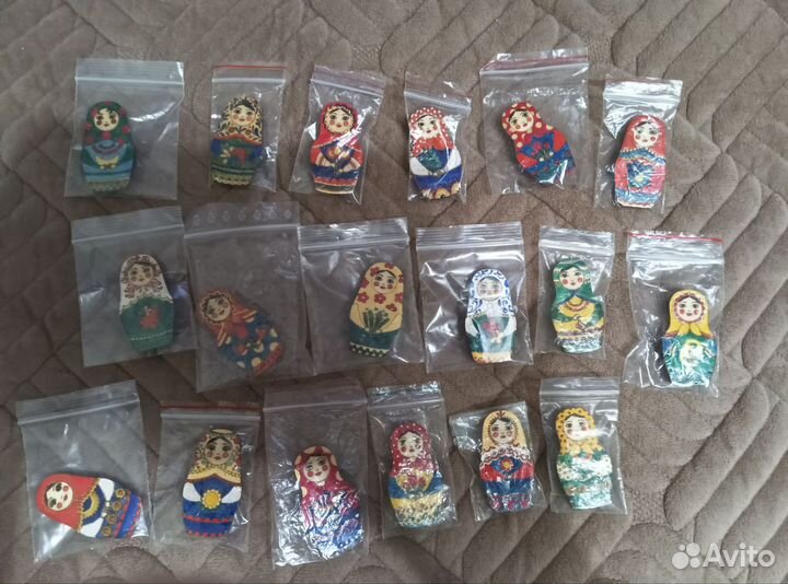 Брошь ручной работы матрешка