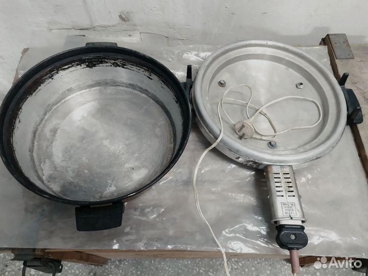 Электрическая сковородка