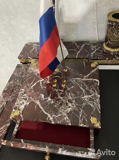 Письменный набор «Версаче»красный мрамор