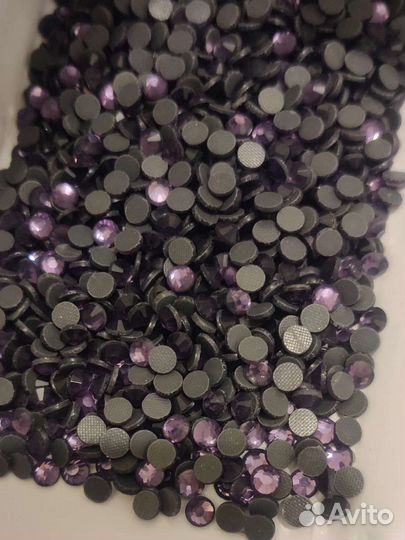 Стразы, камни пришивные