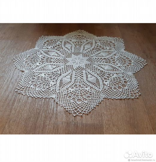 Большая ажурная салфетка Снежинка