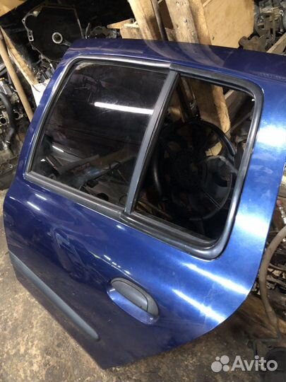 Дверь задняя левая Renault Clio