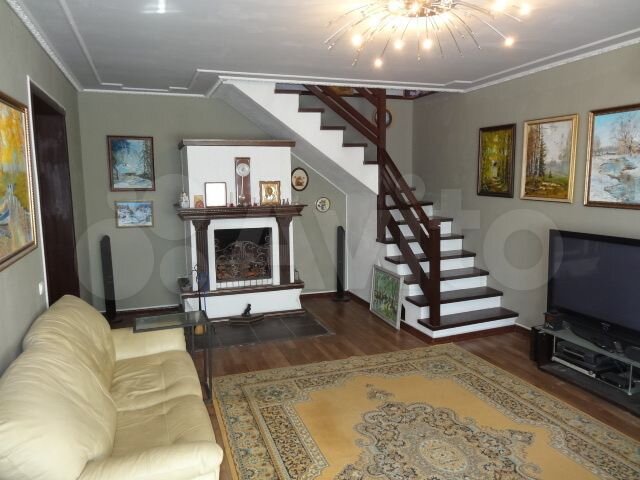 Коттедж 340 м² на участке 14 сот.