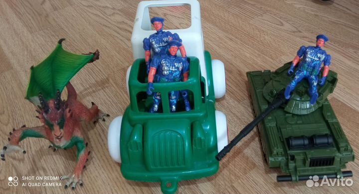 Овощи, насекомые, посуда, игрушки, танк, касса