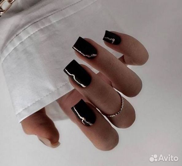 Модель на маникюр, наращивание