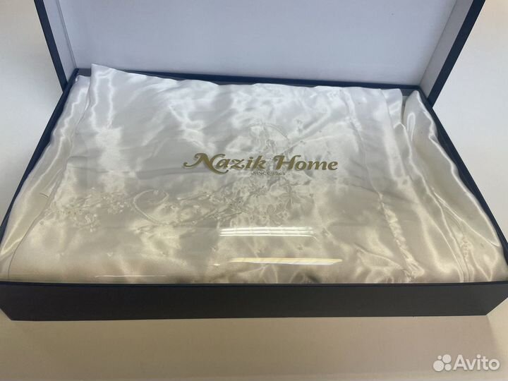 Комплект шелкового постельного белья