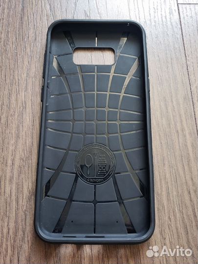 Чехол Spigen для Samsung S8+ (новый)