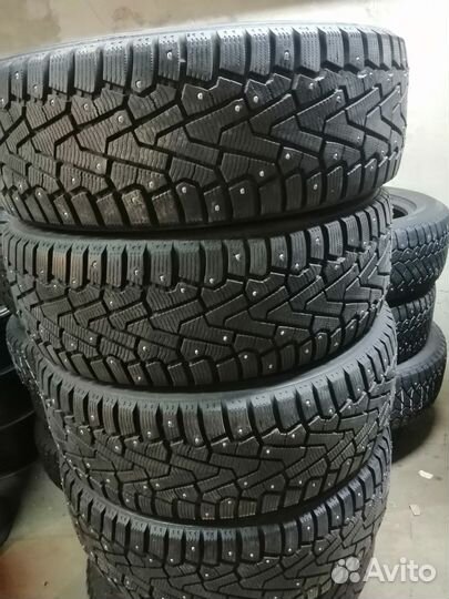 Pirelli Ice Zero SUV 225/60 R17