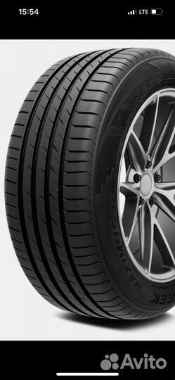 Maxtrek Maximus M2 215/60 R17 96H