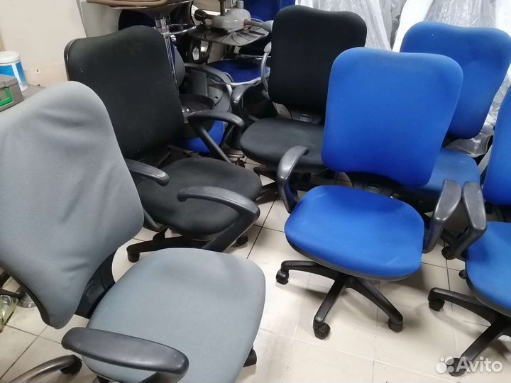 Компьютерные офисные кресла, стулья