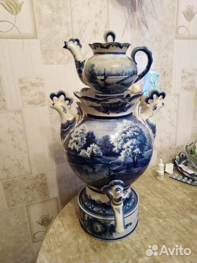 Гжель. Самовар фарфоровый с чайником