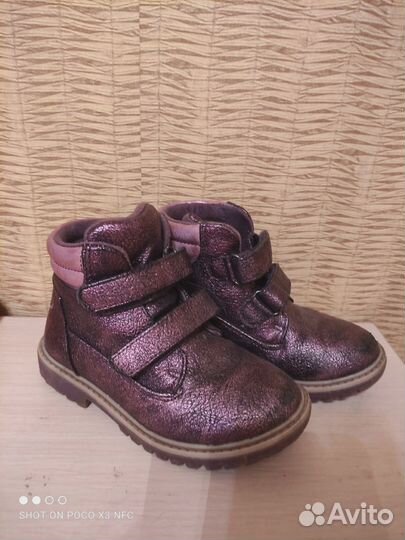 Ботинки демисезонные для девочки 24