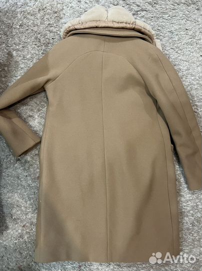 Пальто женское 42 44 бежевое