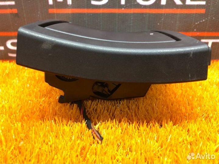 Пепельница Mercedes-Benz E-Class W212 642.850 2011