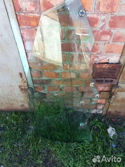 Стекло на Toyota Celica