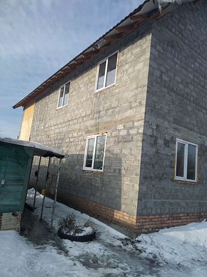 Дом 170 м² на участке 6 сот.