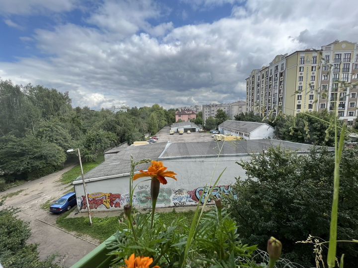 3-к. квартира, 65 м², 4/9 эт.