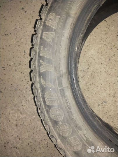 Goodyear Ultragrip Ice Arctic 185/60 R15 19J