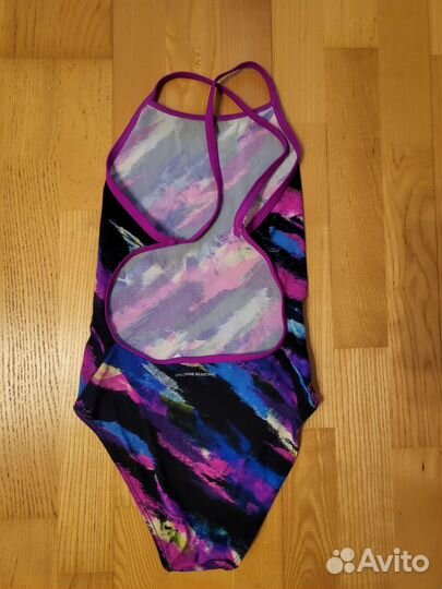 Купальники и панамки