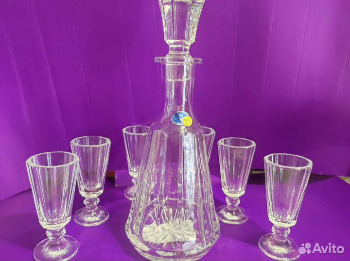 Хрустальные рюмки