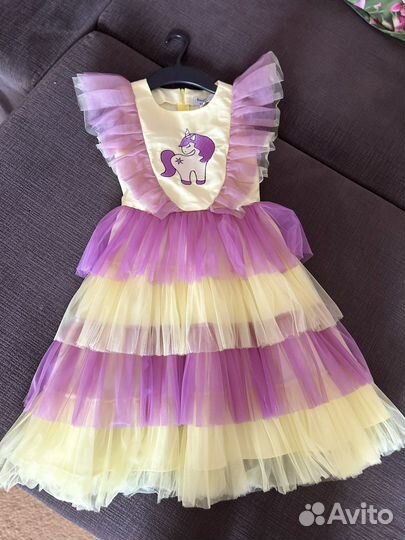 Нарядное платье для девочки