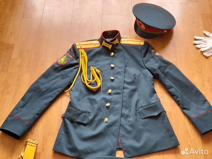 Парадная офицерская форма (комлект)